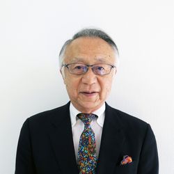 黒川　佳彦