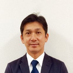 林　賢治